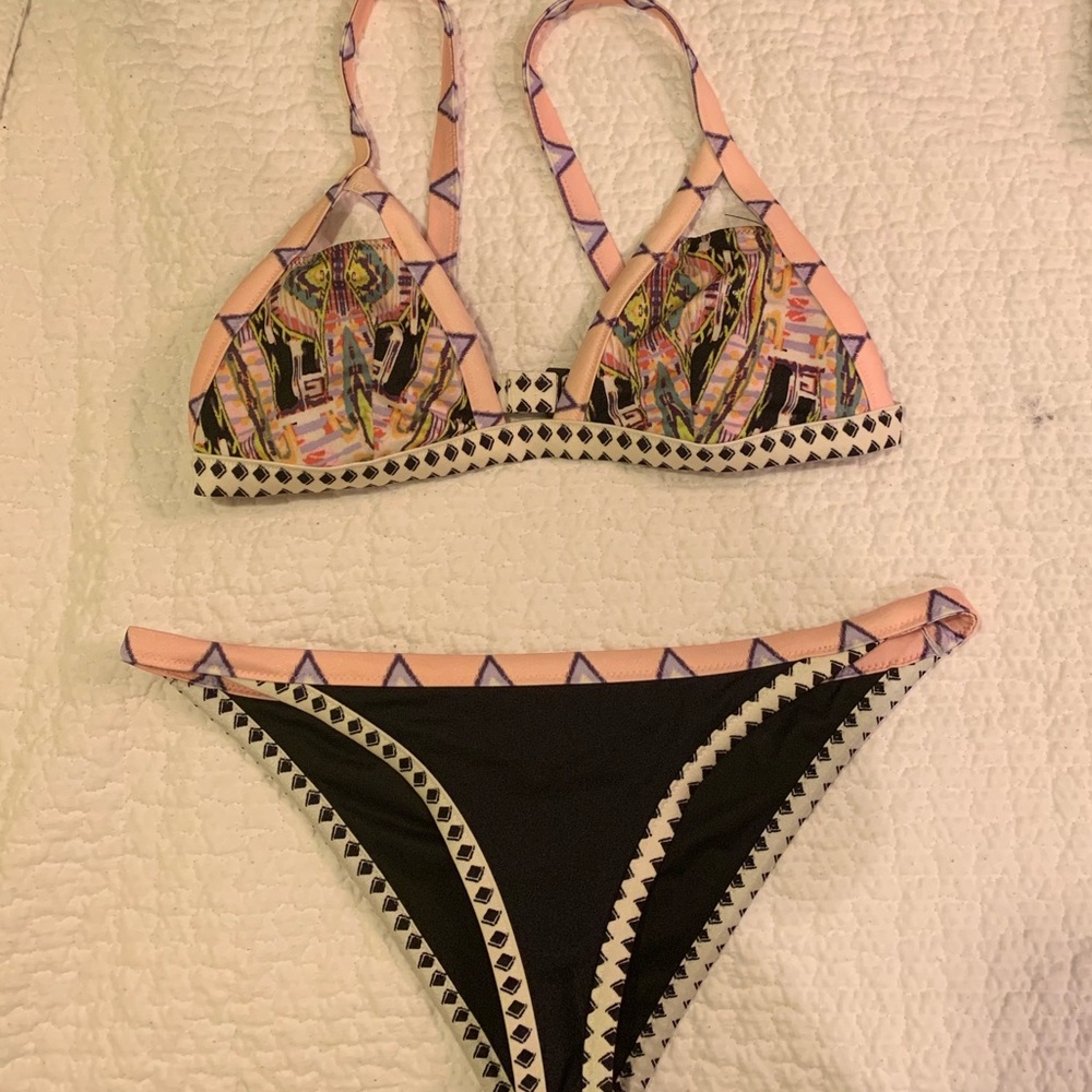 Victoria’s Secret bikini TOP